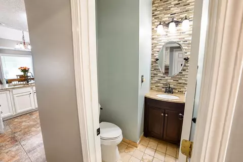 Bath - 4876 Springtree Dr, Arlington, TN 38002 photo 1 of 4