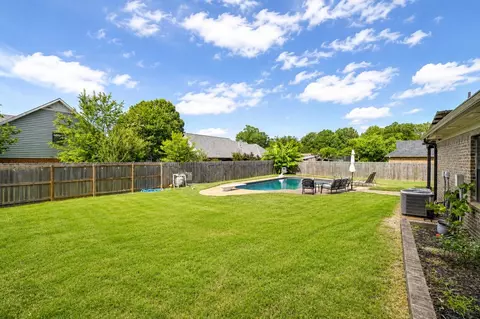 Exterior - 4876 Springtree Dr, Arlington, TN 38002 photo 5 of 7