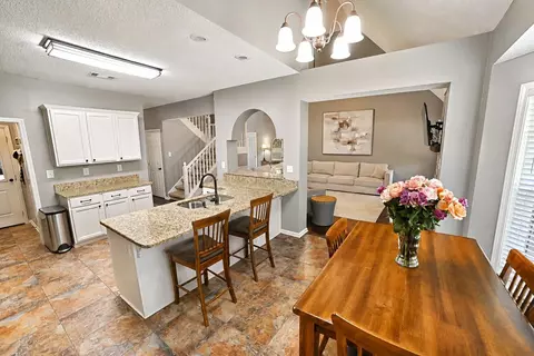 Kitchen - 4876 Springtree Dr, Arlington, TN 38002 photo 1 of 1
