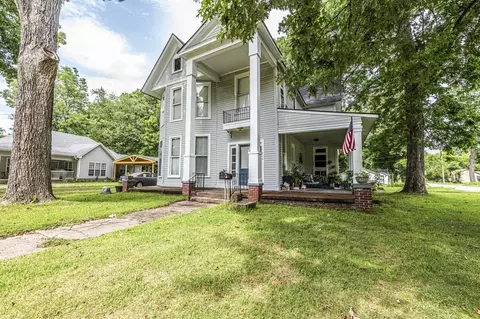 726 Main St, Covington, TN 38019