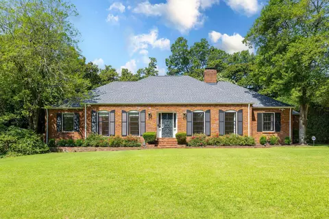271 Wakefield Dr, Memphis, TN 38117