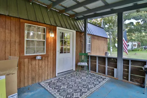 Exterior - 1611 King Rd, Sardis, MS 38666 photo 4 of 8