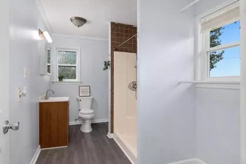 Bath - 40 Vandergrift Dr, Covington, TN 38019 photo 3 of 3