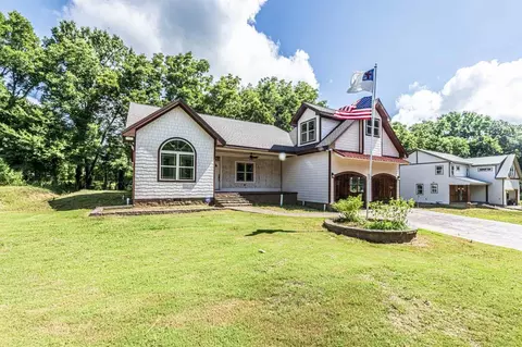 Exterior - 3 E Cherry St, Stanton, TN 38069 photo 2 of 7