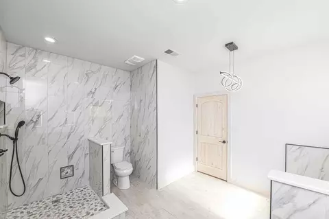 Bath - 3 E Cherry St, Stanton, TN 38069 photo 2 of 5