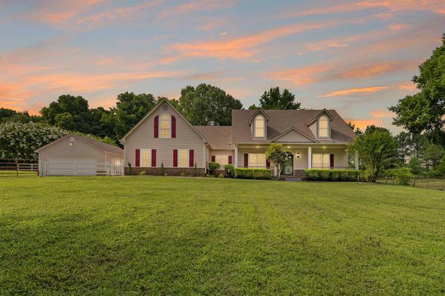 2440 Warren Rd, Oakland, TN 38060