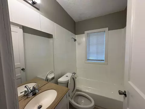 Bath - 3391 Hadley Rd, Memphis, TN 38111 photo 1 of 1