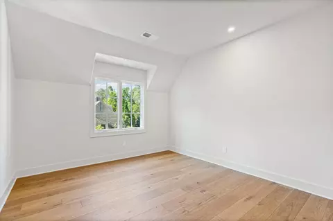 Bedroom - 5272 Winestone Cv, Memphis, TN 38120 photo 6 of 7