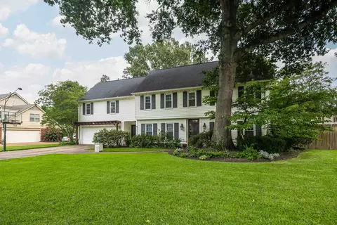 2260 Elderslie Dr, Germantown, TN 38139