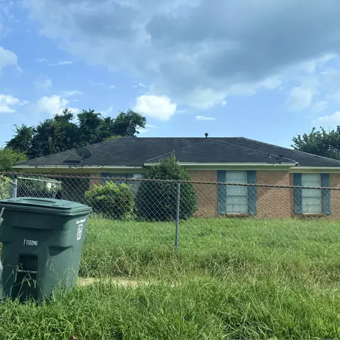 559 Monteagle Dr, Memphis, TN 38109