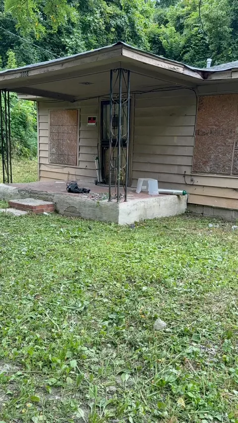 2608 Moon Beam Rd, Millington, TN 38053