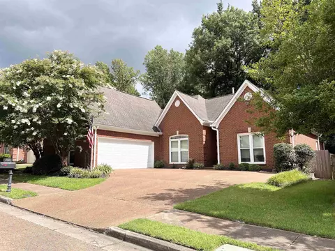 7501 S Links View Ln, Cordova, TN 38018