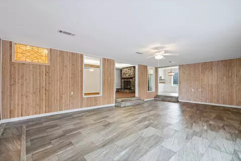 Living - 123 S Malone Rd, Hernando, MS 38632 photo 6 of 7