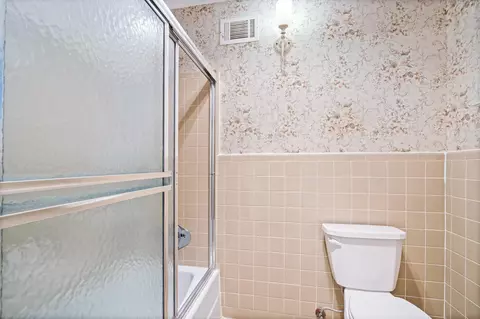 Bath - 123 S Malone Rd, Hernando, MS 38632 photo 5 of 5