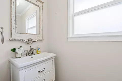 Bath - 123 S Malone Rd, Hernando, MS 38632 photo 1 of 5