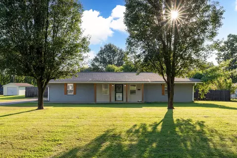 137 Sassafras Cir, Munford, TN 38058