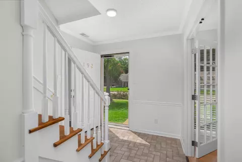 Entry Way - 192 E Powell Rd, Collierville, TN 38017 photo 7 of 7