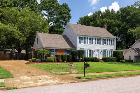 Exterior - 192 E Powell Rd, Collierville, TN 38017 photo 5 of 7
