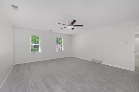 Bedroom - 192 E Powell Rd, Collierville, TN 38017 photo 2 of 9