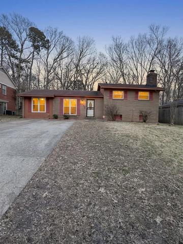 2624 Courtney Dr, Memphis, TN 38128