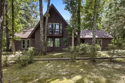 2560 Vauxhall Pl, Memphis, TN 38016