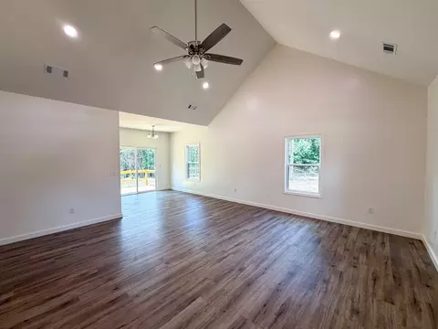 Living - 146 Cedar Rdg, Iuka, MS 38852 photo 1 of 3