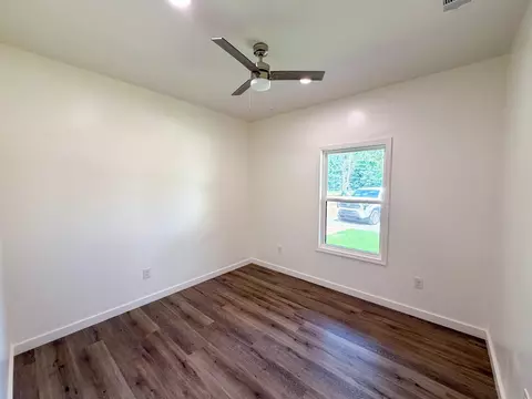 Bedroom - 146 Cedar Rdg, Iuka, MS 38852 photo 2 of 3