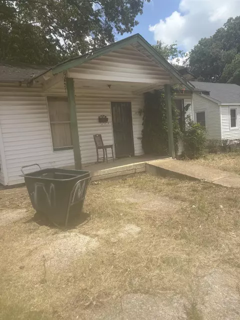 740 E Dempster Ave, Memphis, TN 38106