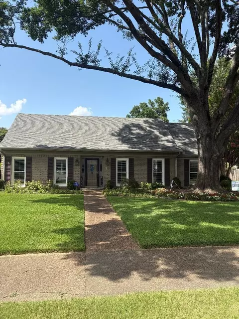 5714 Ashbriar Ave, Memphis, TN 38120