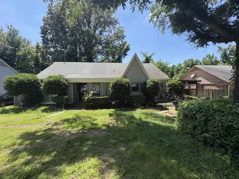 3263 Braemar Dr, Memphis, TN 38128