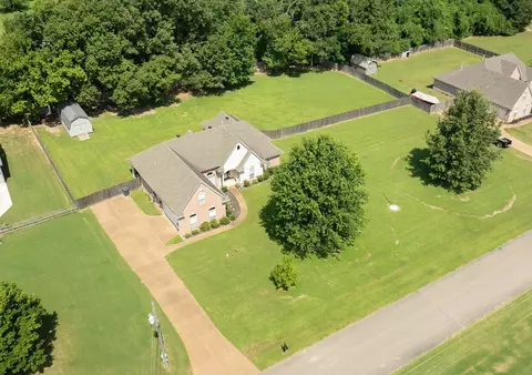 35 Janis Marie Cv, Oakland, TN 38060