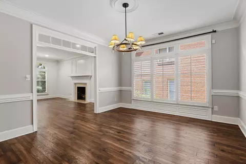 Living - 3308 Gallery Dr, Memphis, TN 38125 photo 4 of 6