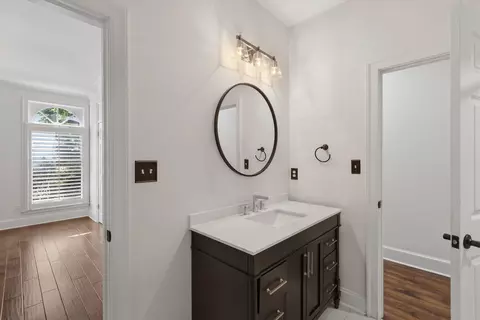 Bath - 3308 Gallery Dr, Memphis, TN 38125 photo 4 of 6