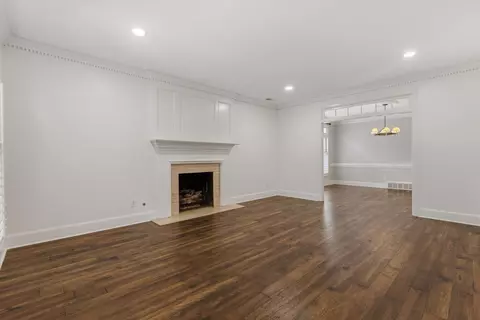 Living - 3308 Gallery Dr, Memphis, TN 38125 photo 1 of 6