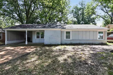 1548 S Perkins Rd, Memphis, TN 38117
