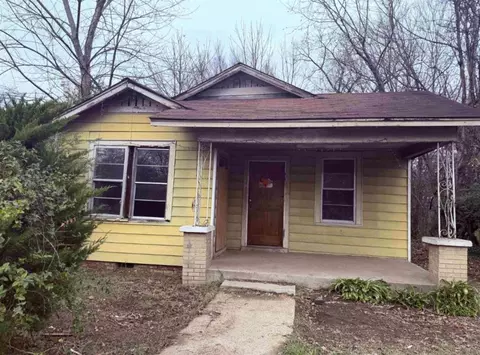 2396 Hubbard Ave, Memphis, TN 38108