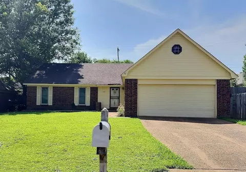 4555 Misty Moor Ln, Memphis, TN 38141