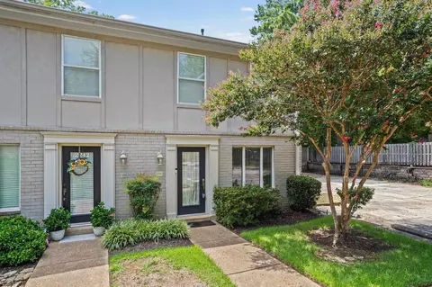 2240 Germantown Sq, Germantown, TN 38138