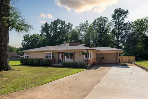 8033 Chambers St, Millington, TN 38053