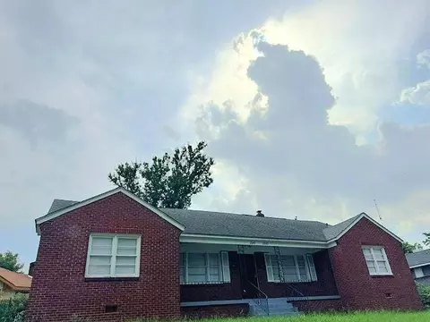 2043 Lamar Ave, Memphis, TN 38114