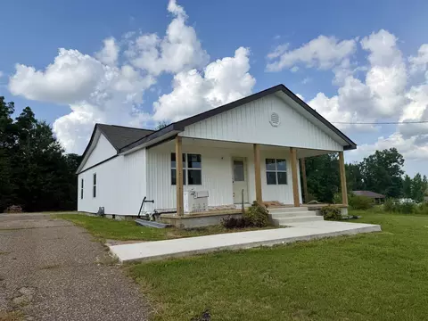 167 New Bethel Rd, Selmer, TN 38375