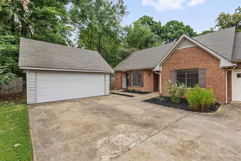 6692 Millers Pond Cir, Memphis, TN 38119
