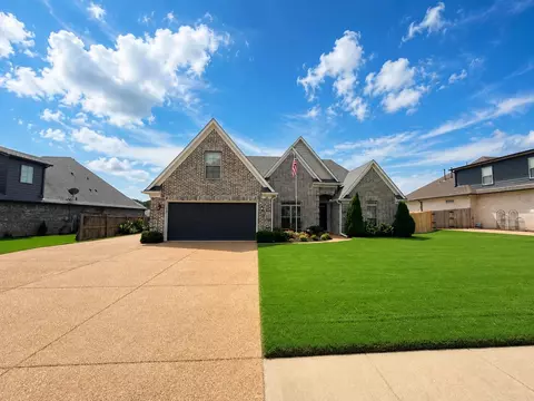 140 Breezy Loop E, Oakland, TN 38060
