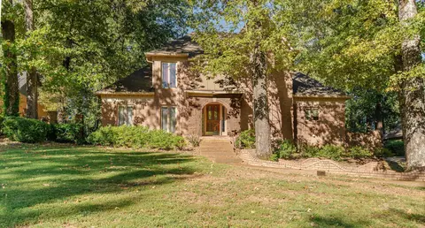 2029 Woodchase Cv, Memphis, TN 38016