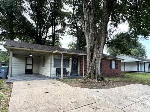 514 N White Station Rd, Memphis, TN 38117