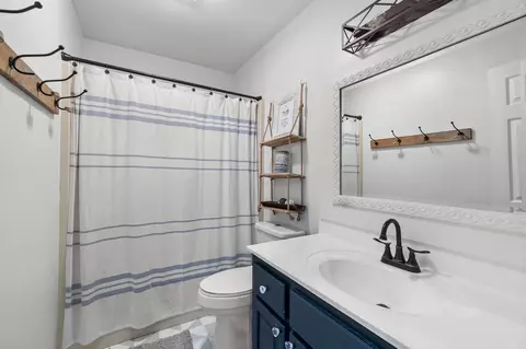 Bath - 90 Roberts Dr, Iuka, MS 38852 photo 4 of 6
