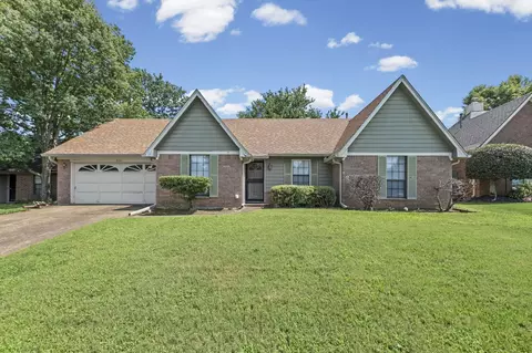 8251 River Creek Cv, Cordova, TN 38016