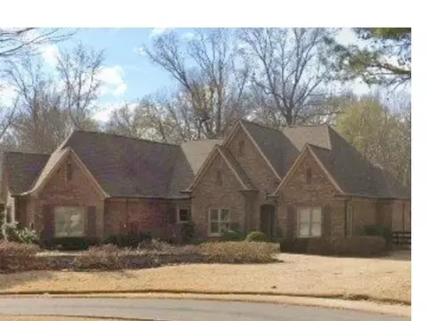 25 Riversedge Dr, Arlington, TN 38002