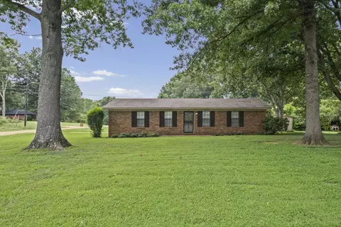 11 Allen St, Munford, TN 38058