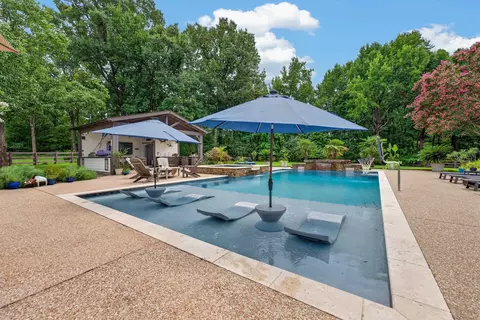 655 Bray Station Rd, Collierville, TN 38017